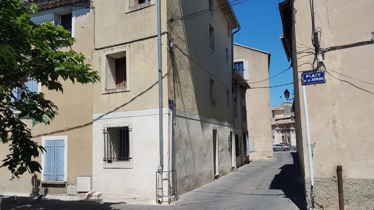 Appartamento Cosy Corner LʼIsle-sur-la-Sorgue Esterno foto